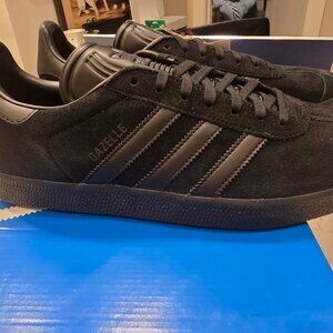 adidas Originals Gazelle Triple Black CQ2809 Men’s US Size 10 Shoes Trainers NEW
